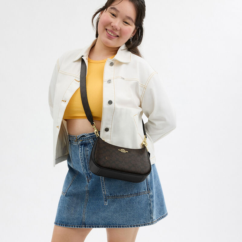 Reversible Strap In Signature Canvas