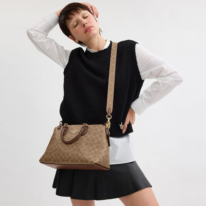 Reversible Strap In Signature Canvas