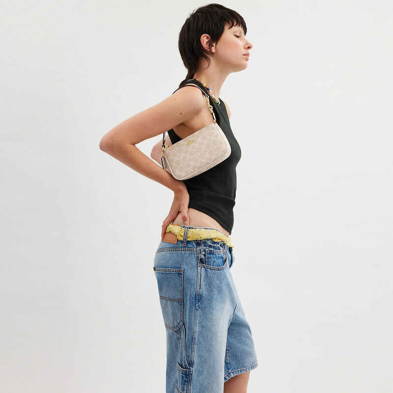 Nolita 19 In Signature Canvas, IM/SAND/CHALK, hi-res image number 5