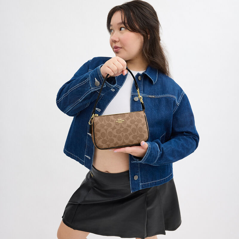 Nolita 19 In Signature Canvas, IM/TAN/BLACK, hi-res image number 4