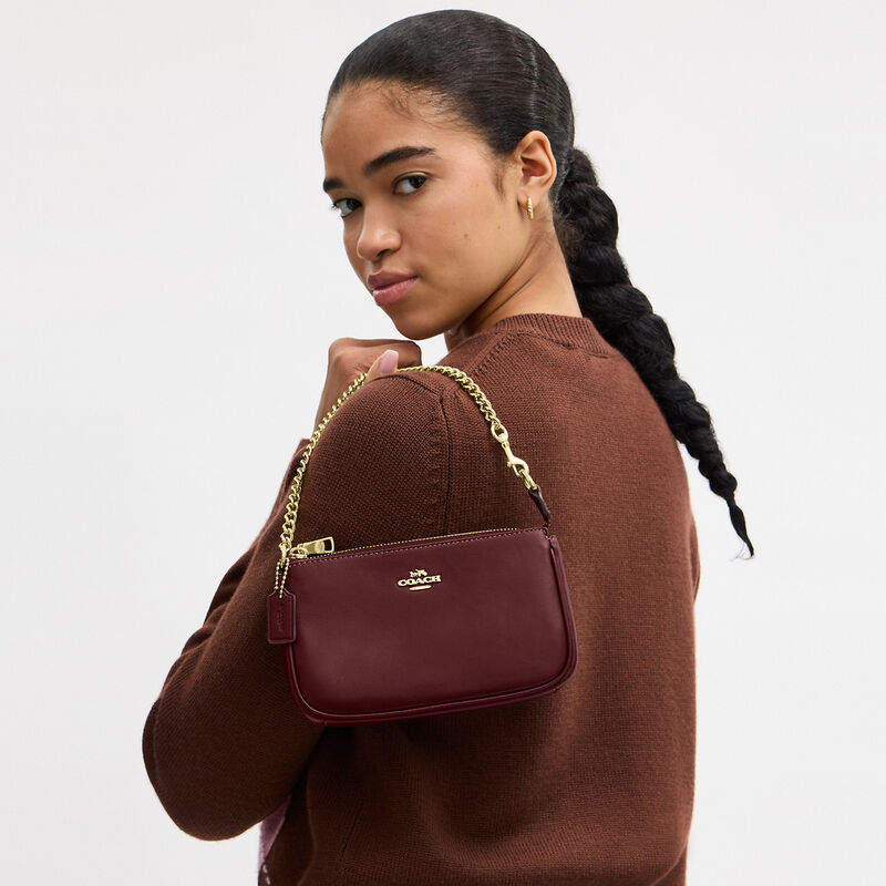 Nolita 19, IM/MAROON, hi-res image number 4