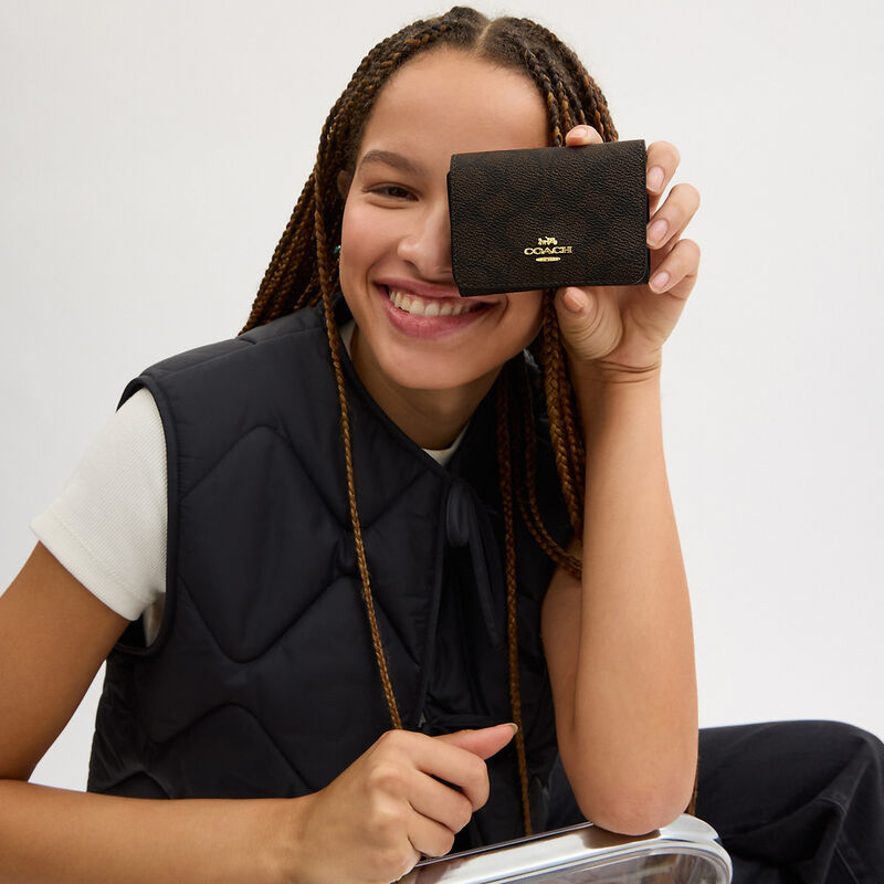 Card Holder Wallet In Blocked Signature Canvas, IM/WALNUT/TAN, hi-res image number 5