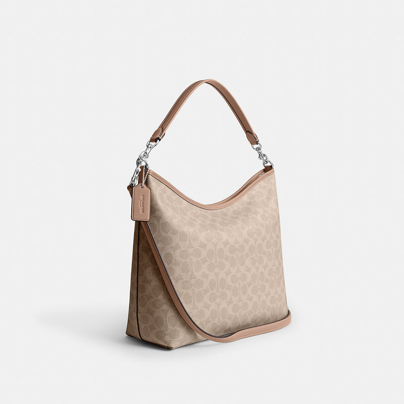 Laurel Large Shoulder Bag In Signature Canvas